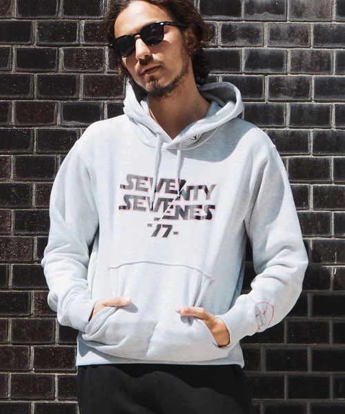 seventy seven(セブンティセブン)の「mpa3772-middle onz sweat P-O hoodie(77universe) パーカー(パーカー・メンズ・ホワイト/ブラック/アッシュ・S/M/L/XL)」の3枚目の写真