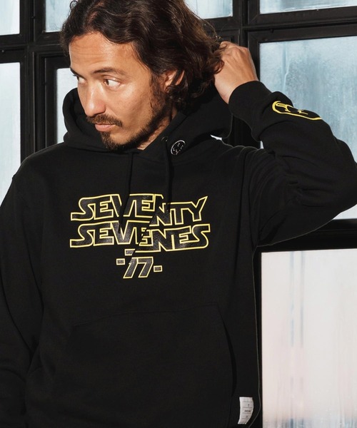 seventy seven(セブンティセブン)の「mpa3772-middle onz sweat P-O hoodie(77universe) パーカー(パーカー・メンズ・ホワイト/ブラック/アッシュ・S/M/L/XL)」の2枚目の写真