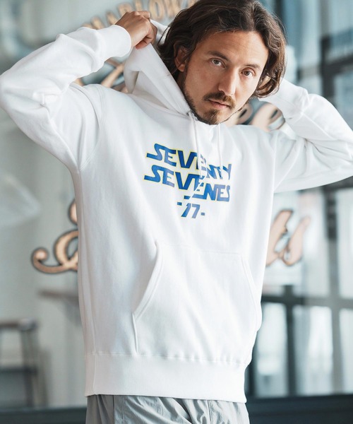seventy seven(セブンティセブン)の「mpa3772-middle onz sweat P-O hoodie(77universe) パーカー(パーカー・メンズ・ホワイト/ブラック/アッシュ・S/M/L/XL)」の4枚目の写真