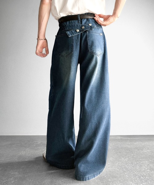 Classical Origin(クラシカルオリジン)の「ボタン付きストラップデザインワイドデニム/Buttoned Strap DesignWide Denim(デニムパンツ・メンズ・インディゴブルー/ブラック・SMALL/MEDIUM/LARGE)」の2枚目の写真