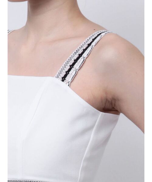 MERCURYDUO（マーキュリーデュオ）の「モチーフレーステープワンピース（ワンピース・レディース・オフホワイト/ブラック・SMALL/MEDIUM）」の5枚目の写真