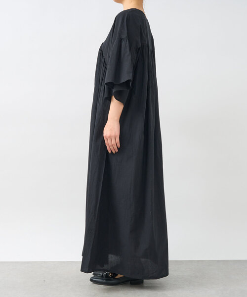 un dix cors（アンディコール）の「《一枚で華やか》袖フレアギャザーワンピース（ワンピース・レディース・ブラウン/ブラック・FREE）」の13枚目の写真