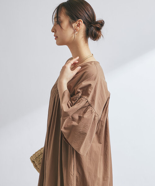 un dix cors（アンディコール）の「《一枚で華やか》袖フレアギャザーワンピース（ワンピース・レディース・ブラウン/ブラック・FREE）」の20枚目の写真