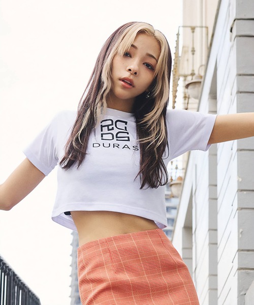 DURAS(デュラス)の「ロゴクロップTシャツ(Tシャツ/カットソー・レディース・グレー/ブラック/ホワイト・SMALL/MEDIUM)」の20枚目の写真