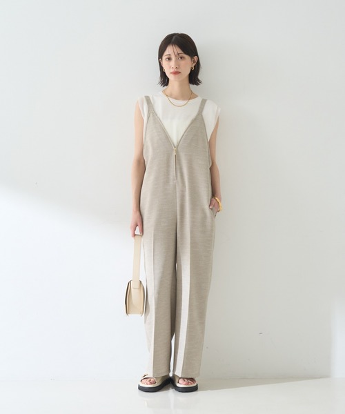 Rouge vif（ルージュヴィフ）の「【吸湿速乾】ドライタッチフロントジップサロペット（サロペット/オーバーオール・レディース・ブラック/ベージュ・フリー）」の8枚目の写真