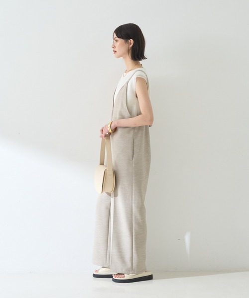 Rouge vif（ルージュヴィフ）の「【吸湿速乾】ドライタッチフロントジップサロペット（サロペット/オーバーオール・レディース・ブラック/ベージュ・フリー）」の14枚目の写真