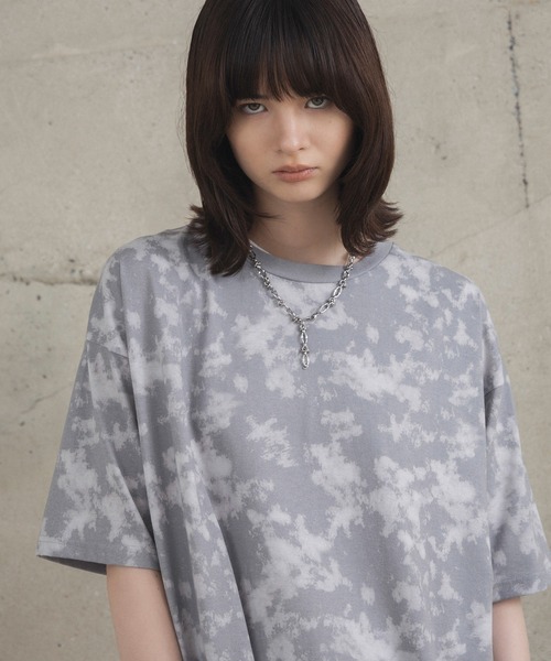 Confirm(コンファーム)の「ビッグシルエット 総柄プリント 半袖Tシャツ カットソー ユニセックス(Tシャツ/カットソー・メンズ・ブラック/グレー・M/L)」の9枚目の写真