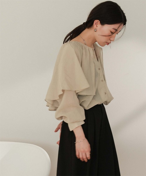 DEPAREILLE　デパリエ　ビッグフリルカラーブラウス AQ ファッション DEPAREILLE デパリエ ビッグフリルカラーブラウス