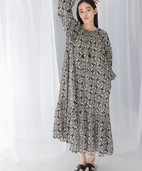 roku × Sara mallika ワンピース セール】Sara mallika/COTTON VOILE LACE PINTUCKDRESS