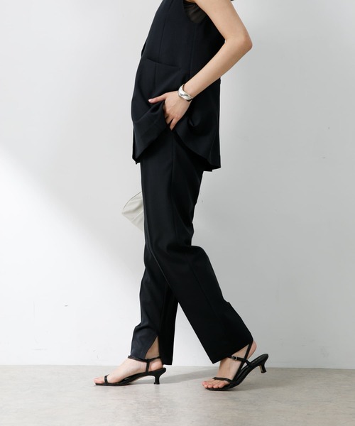 F by ROSSO（エフバイロッソ）の「F by ROSSO　リネンライクペプラムジレ+タックパンツ（セットアップ・レディース・ベージュ/ネイビー・36/38）」の6枚目の写真