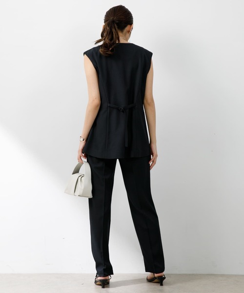 F by ROSSO（エフバイロッソ）の「F by ROSSO　リネンライクペプラムジレ+タックパンツ（セットアップ・レディース・ベージュ/ネイビー・36/38）」の9枚目の写真