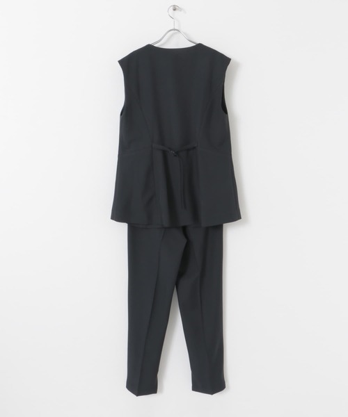 F by ROSSO（エフバイロッソ）の「F by ROSSO　リネンライクペプラムジレ+タックパンツ（セットアップ・レディース・ベージュ/ネイビー・36/38）」の19枚目の写真