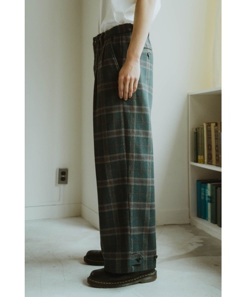 Knuth Marf(クヌースマーフ)の「loose slacks pants(その他パンツ・メンズ・グリーン・FREE)」の3枚目の写真