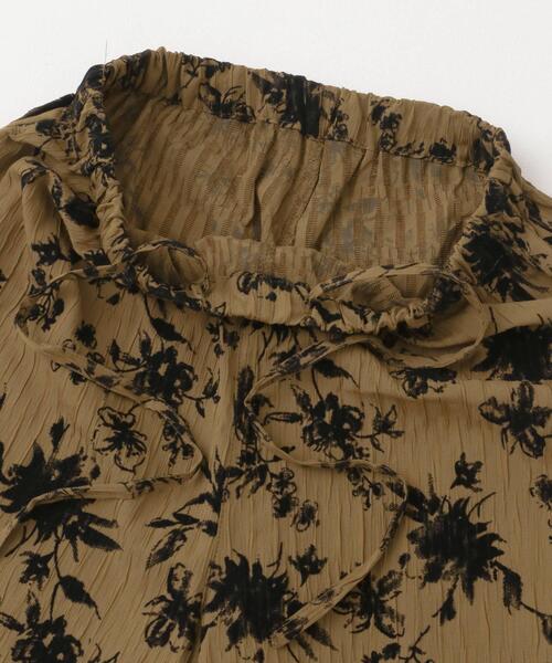 ITEMS URBANRESEARCH（アイテムズ アーバンリサーチ）の「フロッキープリントイージーパンツ（その他パンツ・レディース・ブラウン/ベージュ/ネイビー・FREE）」の11枚目の写真