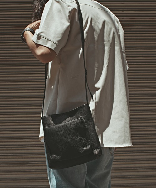 MR.OLIVE/ミスターオリーブ IMPERMA-LEATHER/GUSSET POCKET COMPACT