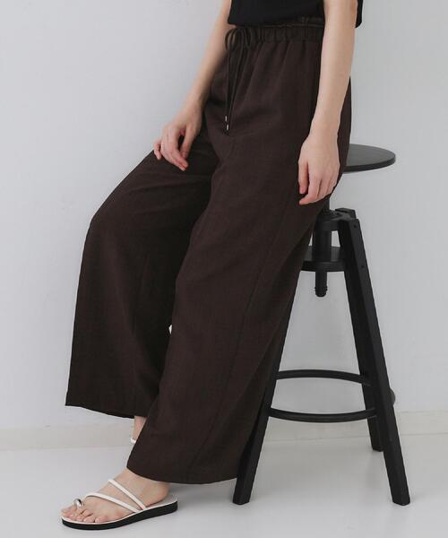 OPAQUE.CLIP(オペークドットクリップ)の「ウエストサテン使いイージーワイドパンツ【洗濯機洗い可】(その他パンツ・レディース・ブラウン系その他/グレー/チャコールグレー・36/38/40)」の21枚目の写真
