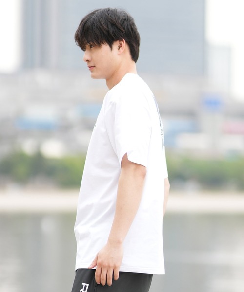 BILLABONG（ビラボン）の「【限定】BILLABONG/ビラボン SHONAN OPEN SURFFLEX UVケアラッシュガード 半袖Tシャツ BF01A-U08（ラッシュガード・メンズ・ホワイト/キナリ/ブラック・XL/L/M/S）」の5枚目の写真