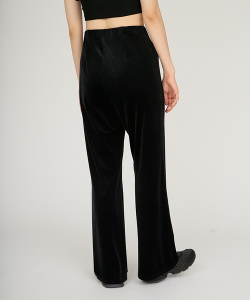 emmi（エミ）の「ベロアパンツ（その他パンツ・レディース・ブラック/ブラウン・0/1）」の4枚目の写真