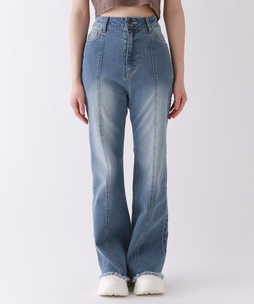 repipi armario(レピピ アルマリオ)の「StyleUpデニムフレアパンツ(デニムパンツ・キッズ・ブルー系その他/ブルー系その他2/ブラック系その他・SMALL/LARGE/MEDIUM)」の4枚目の写真