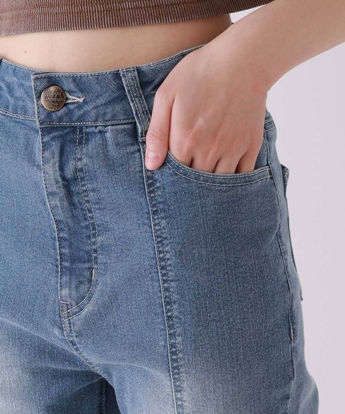 repipi armario(レピピ アルマリオ)の「StyleUpデニムフレアパンツ(デニムパンツ・キッズ・ブルー系その他/ブルー系その他2/ブラック系その他・SMALL/LARGE/MEDIUM)」の8枚目の写真