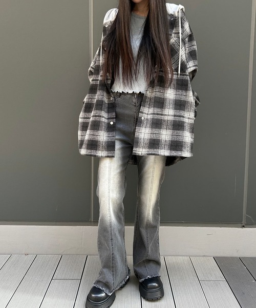 repipi armario(レピピ アルマリオ)の「StyleUpデニムフレアパンツ(デニムパンツ・キッズ・ブルー系その他/ブルー系その他2/ブラック系その他・SMALL/LARGE/MEDIUM)」の14枚目の写真