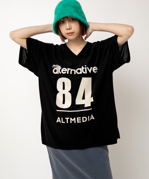 RNA(アールエヌエー)の「M2511 ナンバリングBIG T(Tシャツ/カットソー・レディース・ホワイト/ブラック/ブルー・MEDIUM)」の2枚目の写真