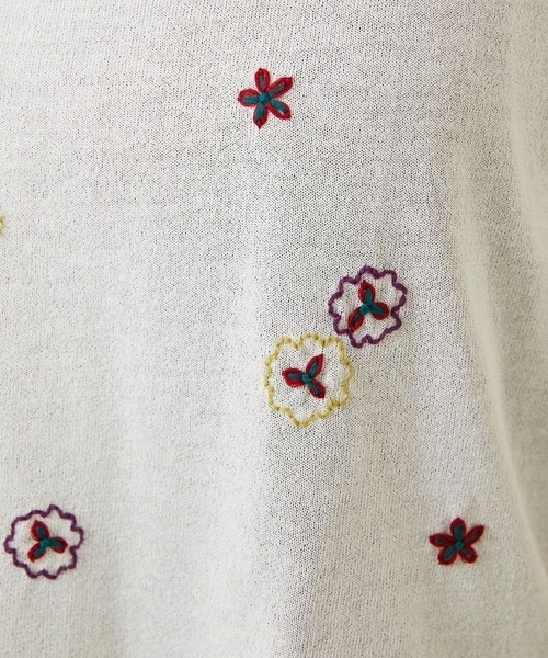 Jocomomola（ホコモモラ）の「Brisa フラワー刺繍シアーニット（ニット/セーター・レディース・ホワイト/ブラック・40）」の12枚目の写真