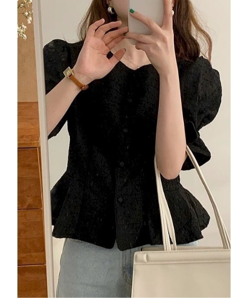 SALTMINT(ソルトミント)の「シュガーフリル・パフブラウス(シャツ/ブラウス・レディース・ブラック/ホワイト・FREE)」の7枚目の写真