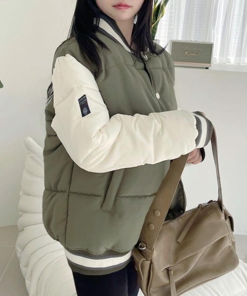 U.S. POLO ASSN.（ユーエスポロアッスン）の「【U.S. POLO ASSN】中綿 ヴァーシティージャケット（スタジャン・レディース・カーキ/ネイビー・L/M）」の11枚目の写真