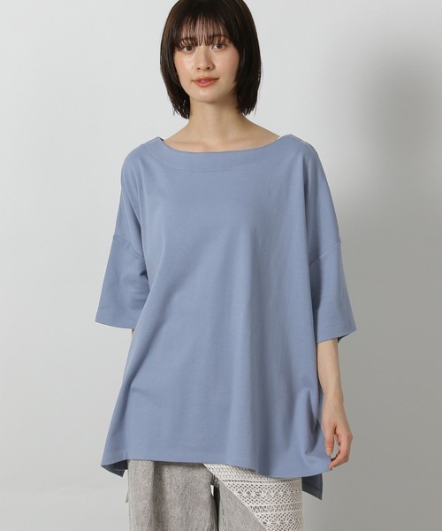 LAKOLE(ラコレ)の「スムースボートネック半袖 / 576249(Tシャツ/カットソー・レディース・オフホワイト/ブルー/サンドグレー/ブラック・FREE)」の4枚目の写真