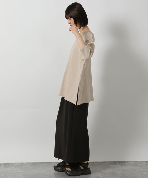 LAKOLE(ラコレ)の「スムースボートネック半袖 / 576249(Tシャツ/カットソー・レディース・オフホワイト/ブルー/サンドグレー/ブラック・FREE)」の19枚目の写真