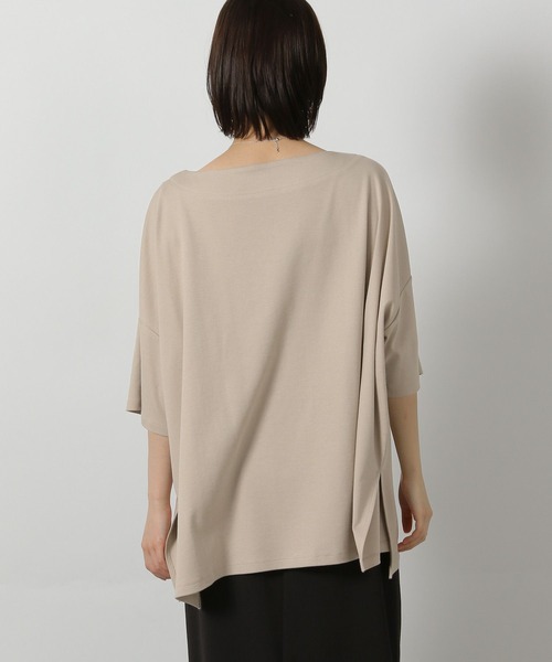 LAKOLE(ラコレ)の「スムースボートネック半袖 / 576249(Tシャツ/カットソー・レディース・オフホワイト/ブルー/サンドグレー/ブラック・FREE)」の22枚目の写真