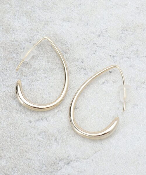 OPAQUE.CLIP（オペークドットクリップ）の「しずくメタルフープピアス（ピアス（両耳用）・レディース・ゴールド/シルバー・00）」の2枚目の写真