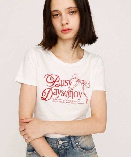 SLY（スライ）の「COMPACT PRINT T/SH コンパクト プリント ティーシャツ 半袖 夏服 Tシャツ（Tシャツ/カットソー・レディース・ホワイト/ライトブラック/ネイビー・FREE）」の2枚目の写真