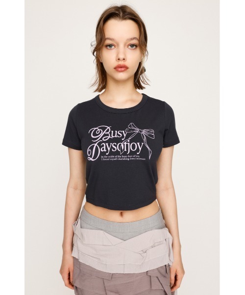 SLY（スライ）の「COMPACT PRINT T/SH コンパクト プリント ティーシャツ 半袖 夏服 Tシャツ（Tシャツ/カットソー・レディース・ホワイト/ライトブラック/ネイビー・FREE）」の20枚目の写真