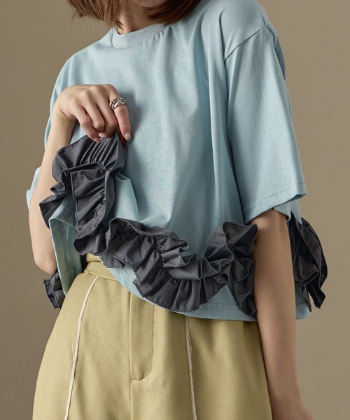 yori ヘムフリルワイドTシャツ　2021SP 黒 yori(ヨリ)の「ヘムフリルワイドTee【2021SP】3月上旬入荷」 - PARTE