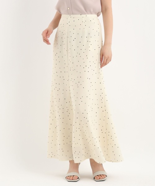 Andemiu（アンデミュウ）の「アソートフレアスカート577880（スカート・レディース・ブラック/ホワイト/グレー/ネイビー・MEDIUM/SMALL）」の8枚目の写真