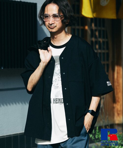 Russell Athletic（ラッセルアスレティック）の「吸水速乾 RUSSELL ATHLETIC 別注 Dri-Power(R) ベースボールシャツ（シャツ/ブラウス・メンズ・チャコールグレー/ブラック/ライトブルー・MEDIUM/LARGE）」の2枚目の写真