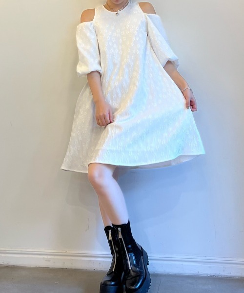HONEY MI HONEY（ハニーミーハニー）の「flower off shoulder one-piece（ワンピース・レディース・ホワイト・FREE）」の10枚目の写真