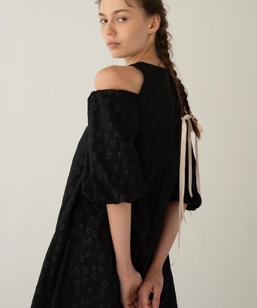 HONEY MI HONEY（ハニーミーハニー）の「flower off shoulder one-piece（ワンピース・レディース・ホワイト・FREE）」の7枚目の写真