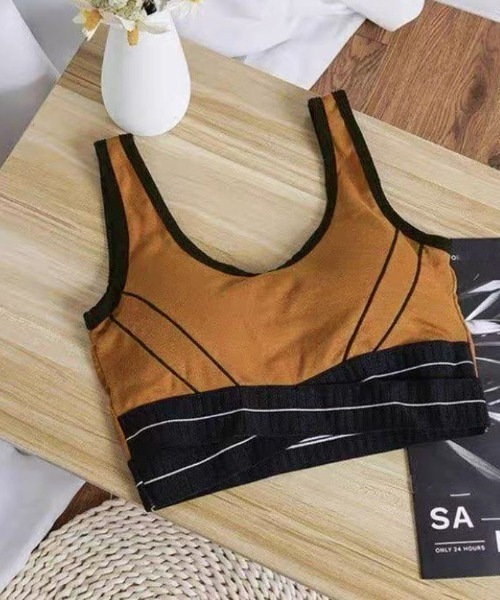 shoppinggo(ショッピングゴー)の「夏服タンクトップ 胸パット付 へそ出し 重ね着風 切替 バイカラー(タンクトップ・レディース・ホワイト/キャメル/ブラック/ブルー/グレー・FREE)」の5枚目の写真