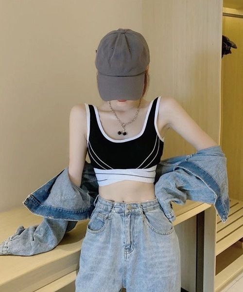 shoppinggo(ショッピングゴー)の「夏服タンクトップ 胸パット付 へそ出し 重ね着風 切替 バイカラー(タンクトップ・レディース・ホワイト/キャメル/ブラック/ブルー/グレー・FREE)」の16枚目の写真