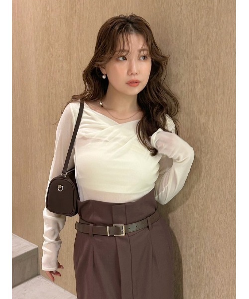 デコルテタックフロッキーチュールトップス（Tシャツ/カットソー