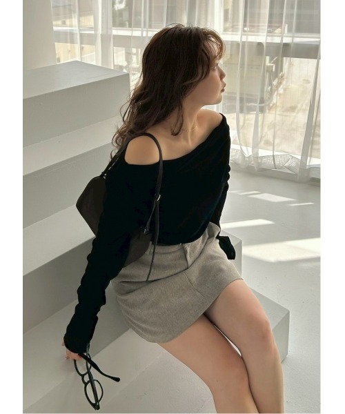 デコルテタックフロッキーチュールトップス（Tシャツ/カットソー