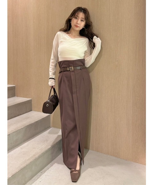 デコルテタックフロッキーチュールトップス（Tシャツ/カットソー