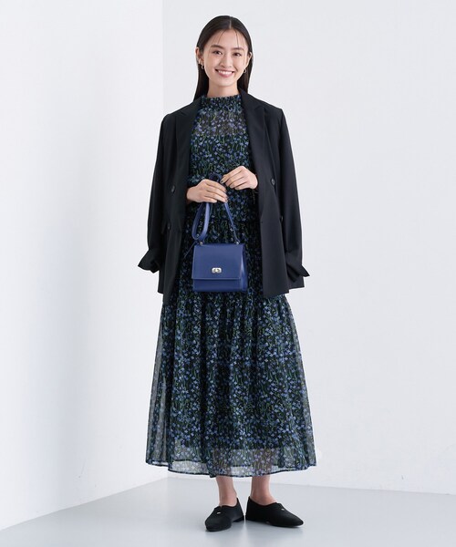 INDIVI（インディヴィ）の「【秋映え柄/セットアップ可能】フラワーシフォンスカート（スカート・レディース・ベージュ系その他3/ブルー系その他2・05/36/15 /13/40/38/03/19）」の12枚目の写真