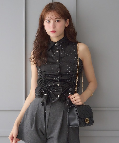 Ambre Neige(アンブルネージュ)の「front gathers sleeveless shirt /フロントギャザーノースリーブシャツ(シャツ/ブラウス・レディース・オフホワイト/ブラック/ネイビー・FREE)」の3枚目の写真