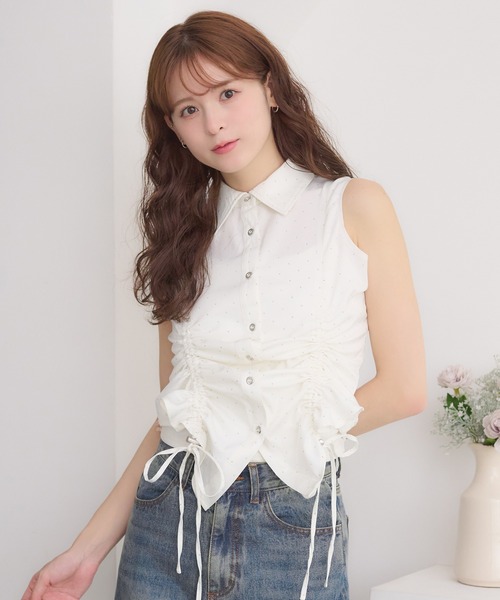 Ambre Neige(アンブルネージュ)の「front gathers sleeveless shirt /フロントギャザーノースリーブシャツ(シャツ/ブラウス・レディース・オフホワイト/ブラック/ネイビー・FREE)」の4枚目の写真