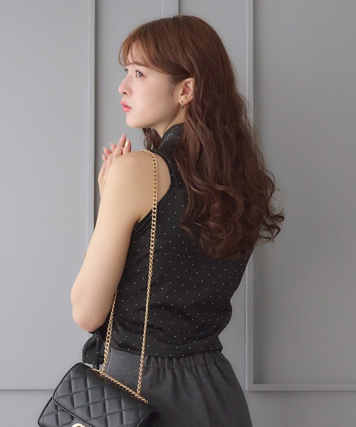 Ambre Neige(アンブルネージュ)の「front gathers sleeveless shirt /フロントギャザーノースリーブシャツ(シャツ/ブラウス・レディース・オフホワイト/ブラック/ネイビー・FREE)」の20枚目の写真