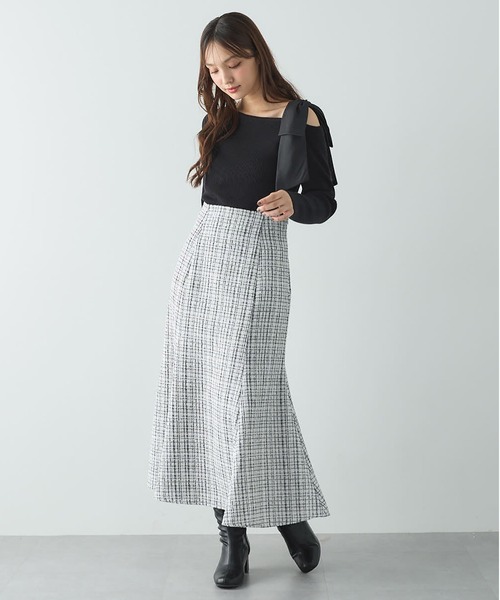 INGNI(イング)の「【WEB限定】バックレースアップツイードマーメイドスカート(スカート・レディース・ホワイト系その他7/ブラック系その他7・FREE)」の16枚目の写真